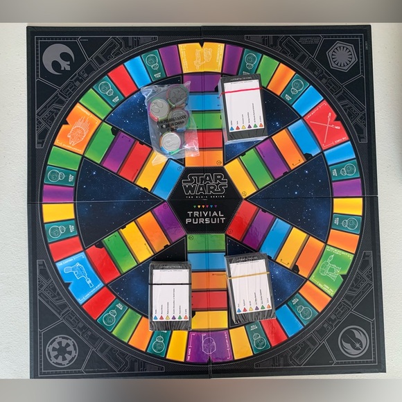 Star Wars Trivial Pursuit Black Series - Picture 3 of 5